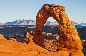 The Delicate Arch in the late afternoon