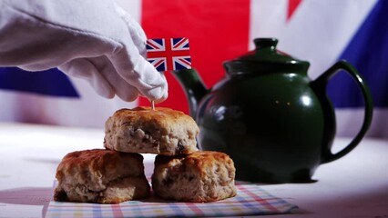 English traditional food of scones with teapot