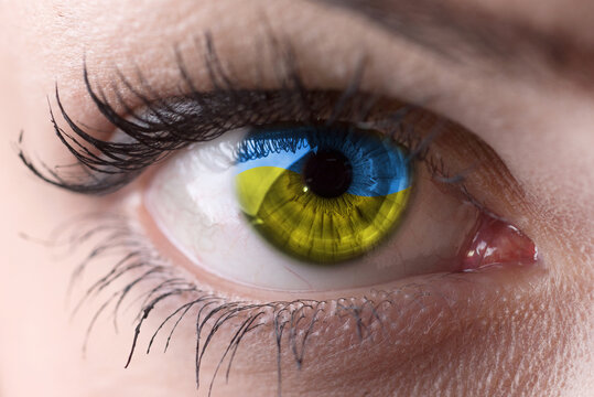 eyes of color of the flag of ukraine
