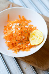 Carrot and lemon raw salad