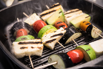 파티 음식과  파티 분위기의 장식