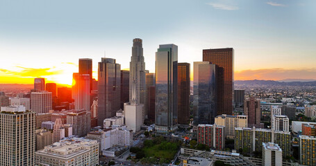 Fototapeta na wymiar Urban aerial view of downtown Los Angeles. Panoramic city skyscrapers, downtown cityscape skyline at sunset.