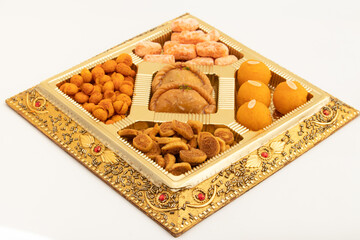 Shahi Mithai - Gujia, Namkeen, Kachori, Gujiya, Mathri, Matar, Nimki, Bhujia, Mathiya, Namak Para In Giftbox. Holi, Deepawali, Vijayadashmi, Rakshabandhan, Ram Navami, Dussehra, Rakhi Food Theme