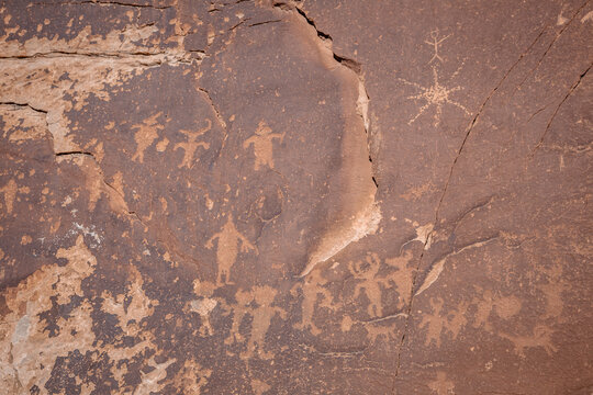 Ancient Indian Petroglyph Panels, Moab ,Utah