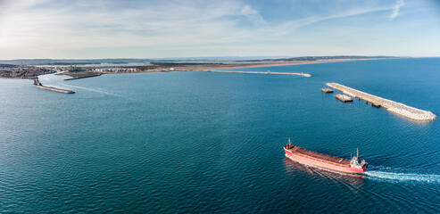 Panorama aérien de Port La Nouvelle