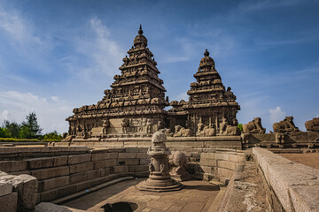 Shore temple built by Pallavas is UNESCO`s World Heritage Site located at Mamallapuram or...