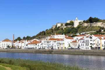 Fototapeta na wymiar Promenade along the Sado River and Alcacer do Sal castle and , Lisbon coast, Portugal