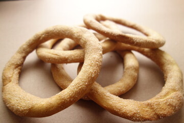Roscón resobado from the municipality of La Vega, Cundinamarca, Colombia.  Ring shaped cookie
Roscón de la Vega, Cundinamarca, Colombia. Galleta en forma de anillo