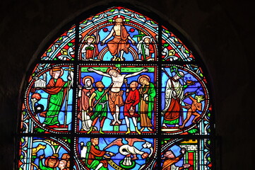 vitrail de l'église  saint Pierre à Chartres