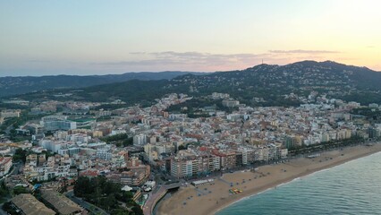 Fototapeta premium survol de Lloret de mar en catalogne sur la costa brava