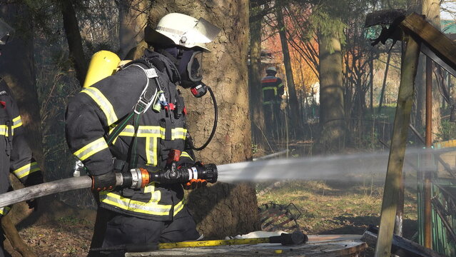 Feuer Gartenlaube, Schuppen, Holzhaus