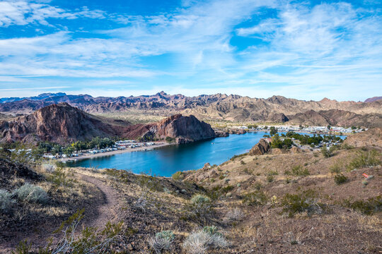 An overlooking view of nature in Buckskin Mountain SP, Arizona © Cavan