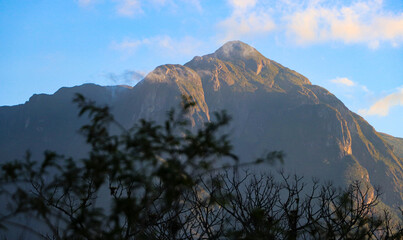 Pico Marumbi, montanha da Serra do Mar paranaense