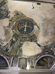 Napoli, i mosaici del Battistero di San Giovanni in Fonte