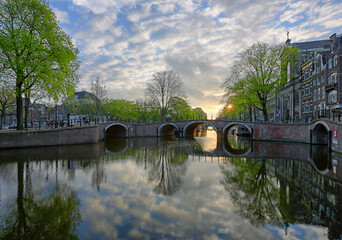 Fototapeta na wymiar Amsterdam - Wasserlandschaft