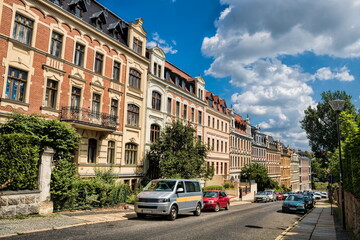 Fototapeta premium görlitz, deutschland - straße mit sanierten altbauten