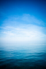 Obraz premium blue sky and sea