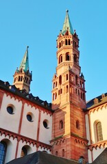 Fototapeta na wymiar Würzburg, Kiliansdom, Osttürme