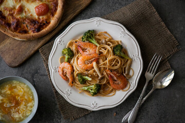 Shrimp Golden Caviar Pasta