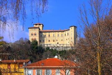Veduta di Angera, Italia, View of Angera, Italy	