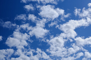 風景素材　爽やかな秋晴れの青空