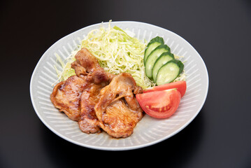 手作りの豚肉生姜焼き