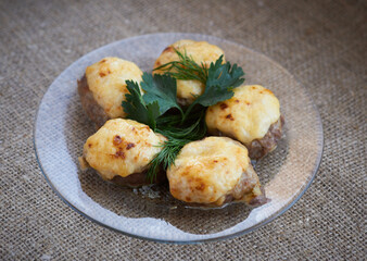 meatballs, baked with cheese
