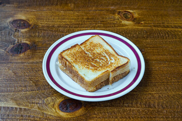 Grilled cheese on a plate