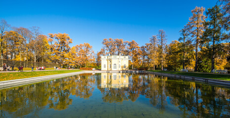 Bathhouse pavilion in Catherine park