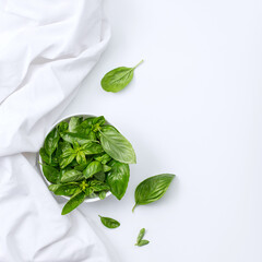 Obraz premium Organic basil leaves