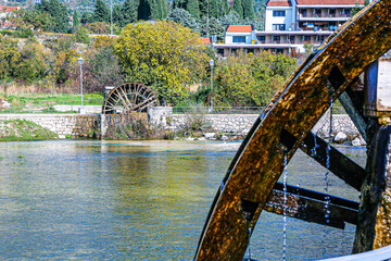 Die Arslanagić-Brücke, auch bekannt als Perović-Brücke, ist eine Brücke in der Gemeinde...