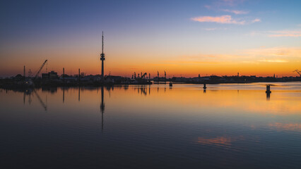Fototapeta na wymiar Wilhelmshaven Sunset
