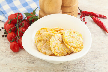 Natural organic grain rice chips