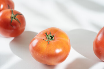 ヘルシーなトマトの静物