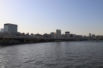新大橋から見る隅田川・両国JCT方向（東京都中央区・江東区）