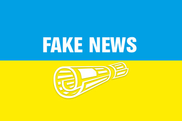 Flagge der Ukraine mit dem Symbol einer Zeitung und dem Schlagwort FAKE NEWS