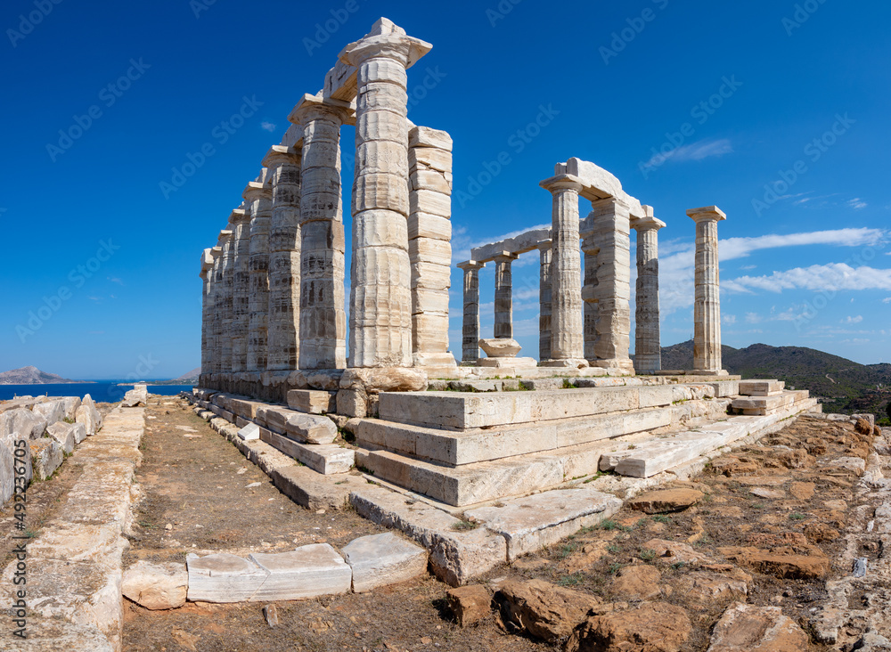 Wall mural the ancient temple of poseidon at sounion, attica, greece