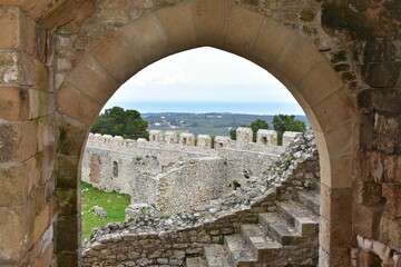 Fototapeta na wymiar Chlemoutsi Clermont castle at Kastro village in Greece