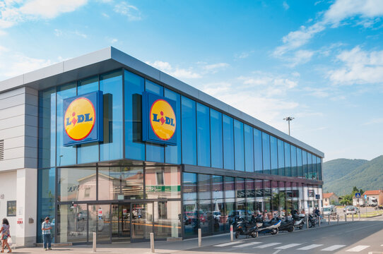 A lidl grocery store in Italy