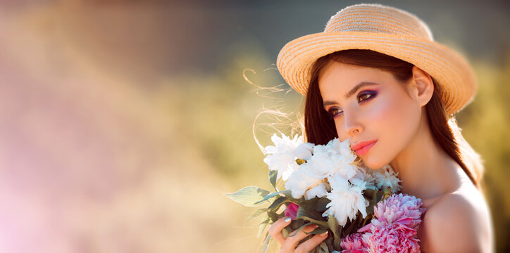 Attractive happy young woman portrait at summer. Freedom lifestyle springtime concept. Beauty romantic portrait of young pretty beautiful woman. Banner for header website design, copy space.