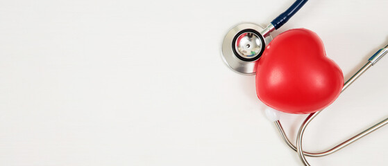 Angina is a common heart disease in adults. The main risk factors include increasing age. heavy smoking Hyperlipidemia, diabetes, high blood pressure