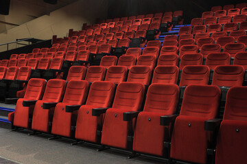 Naklejka premium Rows of empty chairs in a cinema or theater ...