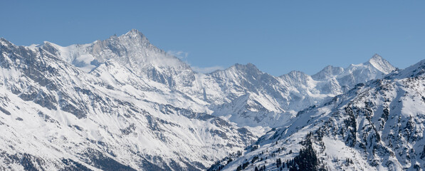 Winter panorama in canton Valais and surrounding mountains in the swiss alps, view from Grimentz - obrazy, fototapety, plakaty