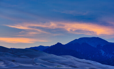 Obraz na płótnie Canvas image of the great sand dunes near the San Juan Mountains of Colorado