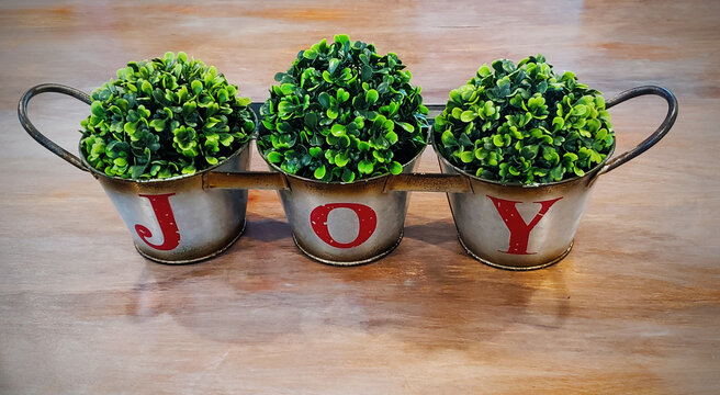Joy Metal Planter