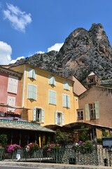 Moustiers-Sainte-Marie, dans le Var