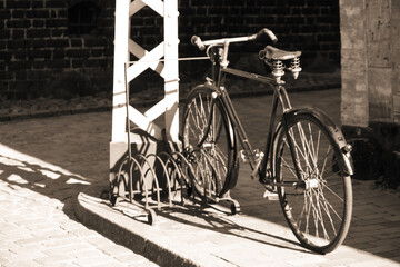 The old bicycle