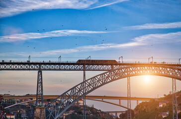 Fototapeta na wymiar Landmark Dom Luis Bridge in Porto, Portugal.