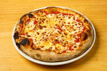 plain pizza with mozzarella