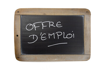 inscription en Français offre  d'emploi sur sur ardoise sur un fond blanc 